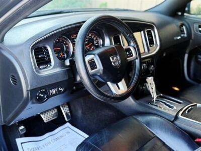 2013 Dodge Charger R/T Plus   - Photo 4 - Manteca, CA 95337