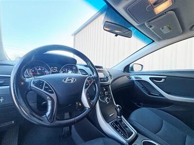 2015 Hyundai ELANTRA SE   - Photo 7 - Manteca, CA 95337