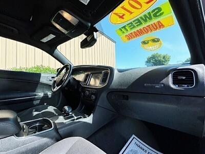 2014 Dodge Charger SXT   - Photo 7 - Manteca, CA 95337