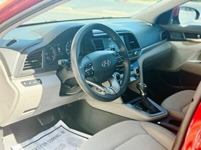 2019 Hyundai ELANTRA SEL   - Photo 7 - Manteca, CA 95337