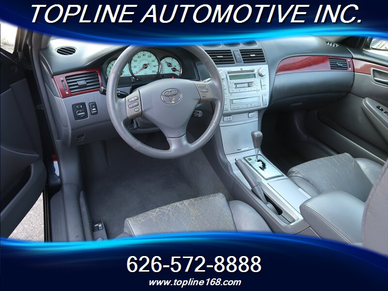 2005 Toyota Camry Solara SE V6  