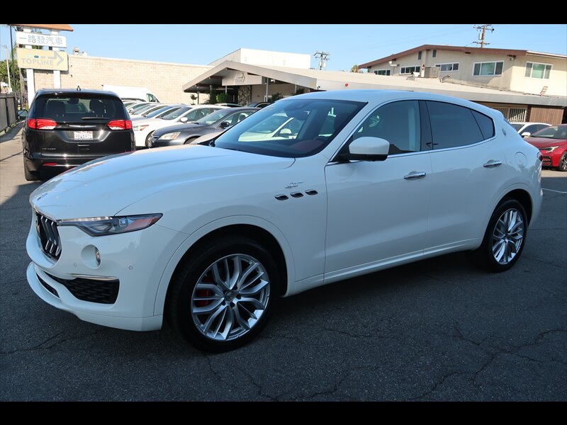 2022 Maserati Levante