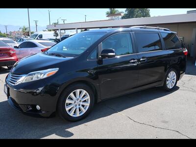 2017 Toyota Sienna Limited Premium 7-Passeng Minivan