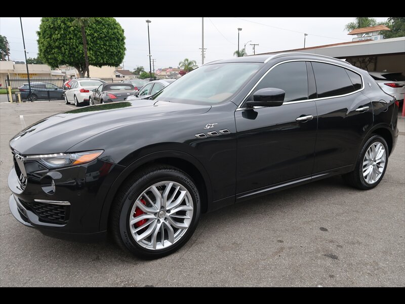 2022 Maserati Levante