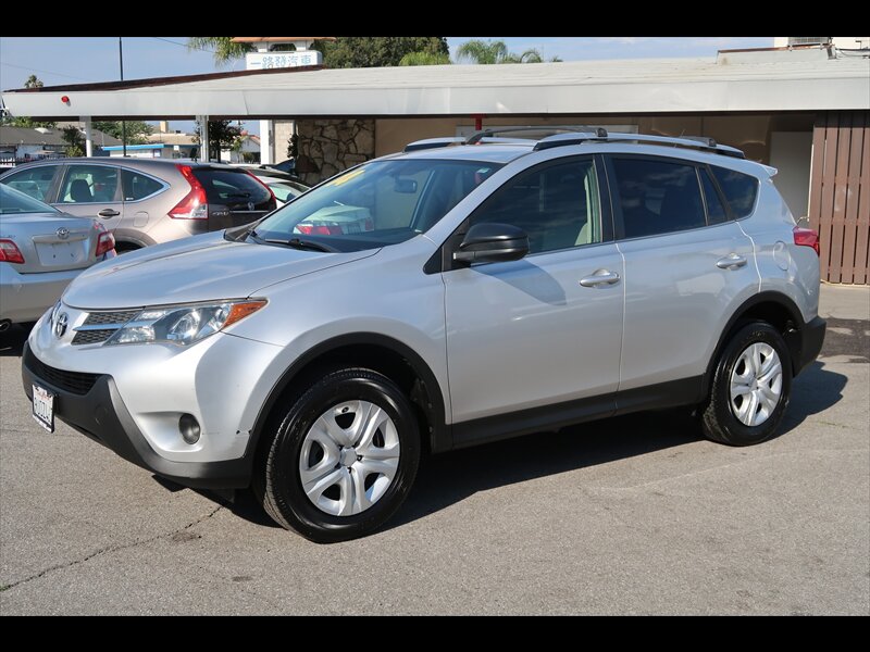 2014 Toyota RAV4 LE  