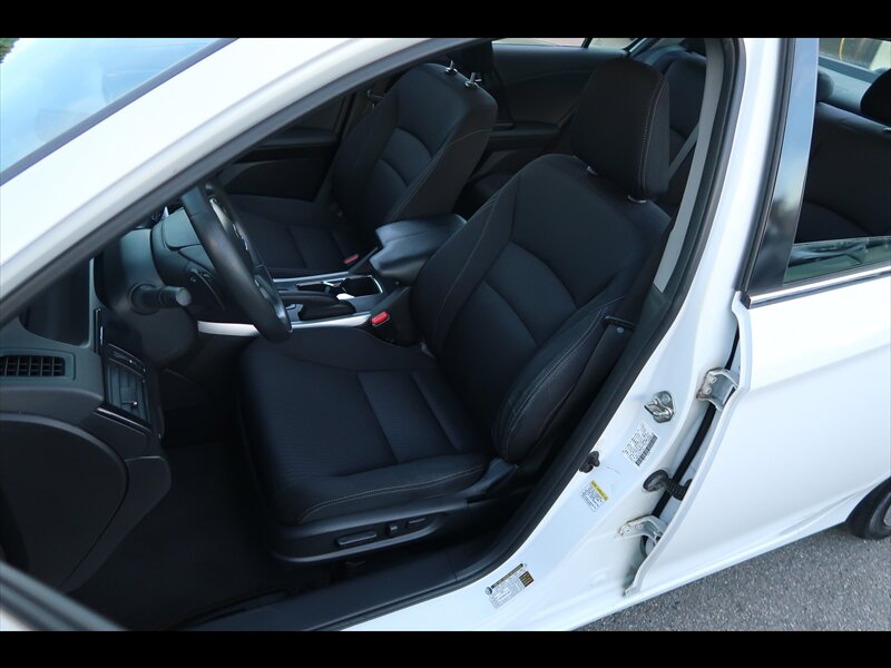 2015 Honda Accord Sport - Photo 16