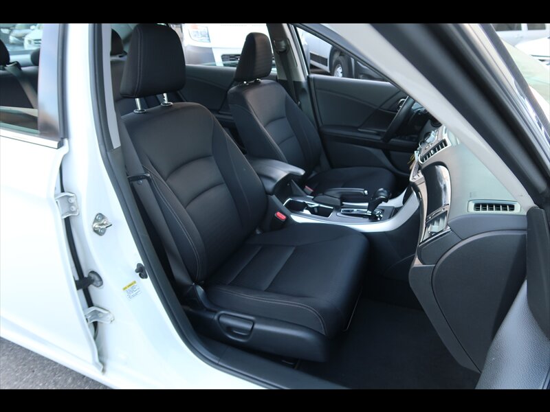 2015 Honda Accord Sport - Photo 19