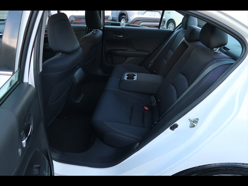 2015 Honda Accord Sport - Photo 17