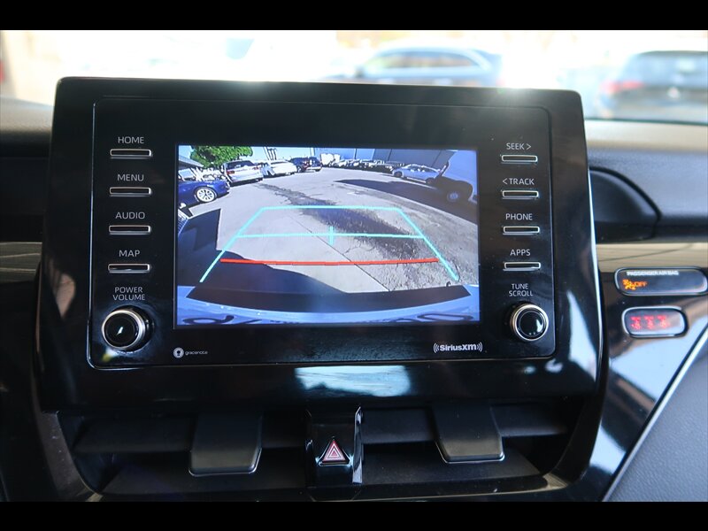 2021 Toyota Camry SE photo 20