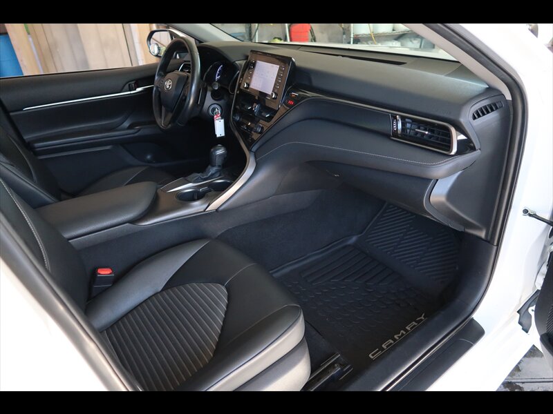 2021 Toyota Camry SE photo 30