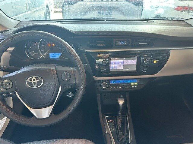 2015 Toyota Corolla LE  