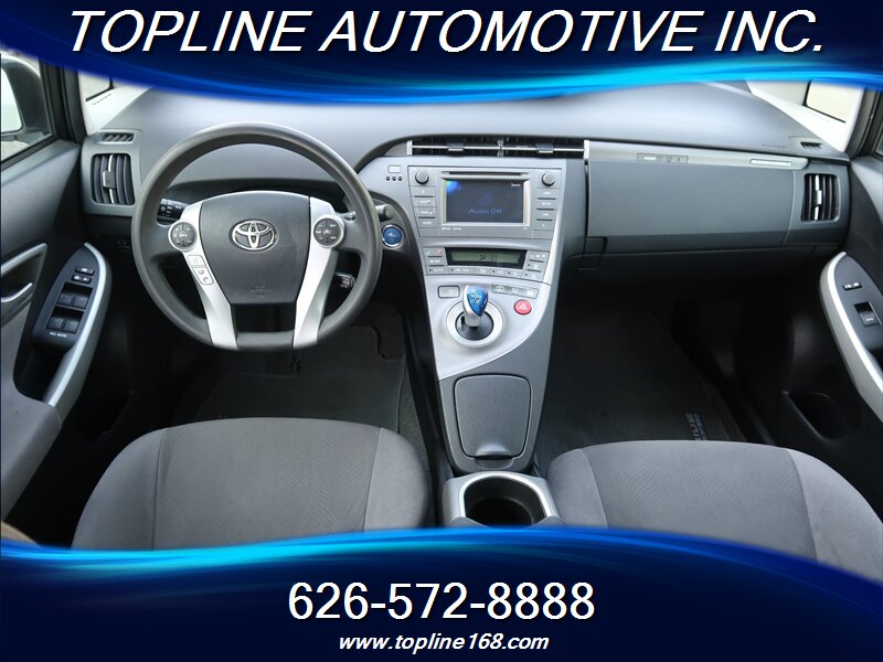 2012 Toyota Prius Plug-in Hybrid  