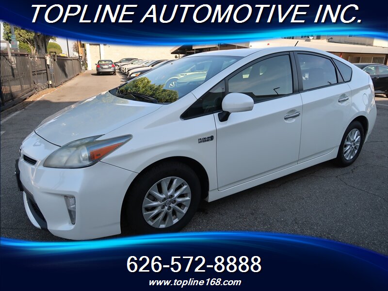 2012 Toyota Prius Plug-in Hybrid  