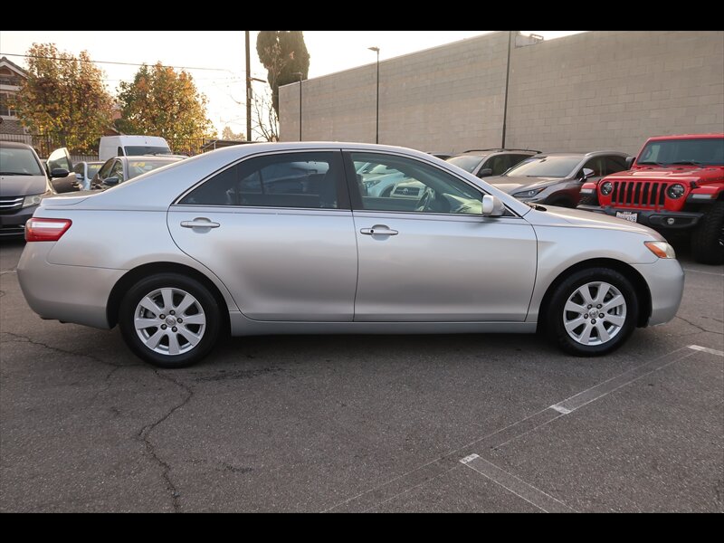 2007 Toyota Camry XLE - Photo 7