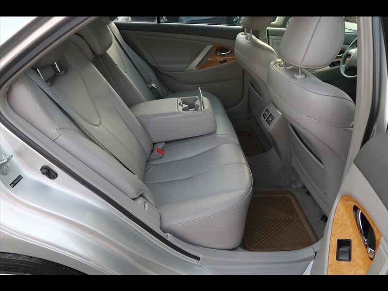 2007 Toyota Camry XLE - Photo 20