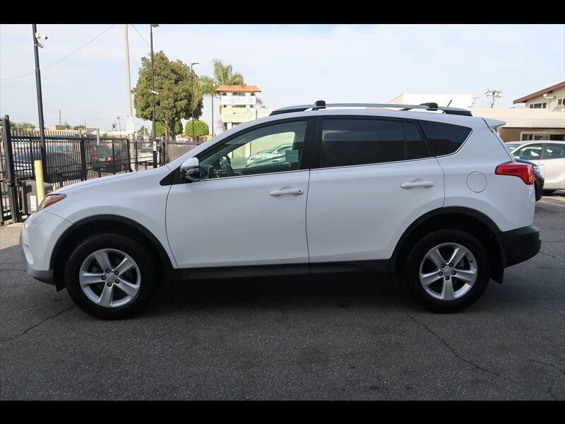 2014 Toyota RAV4 XLE  