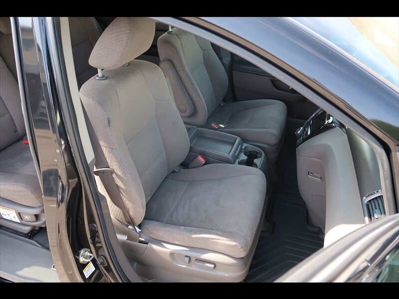 2014 Honda Odyssey EX photo 15