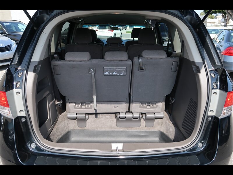 2014 Honda Odyssey EX photo 20
