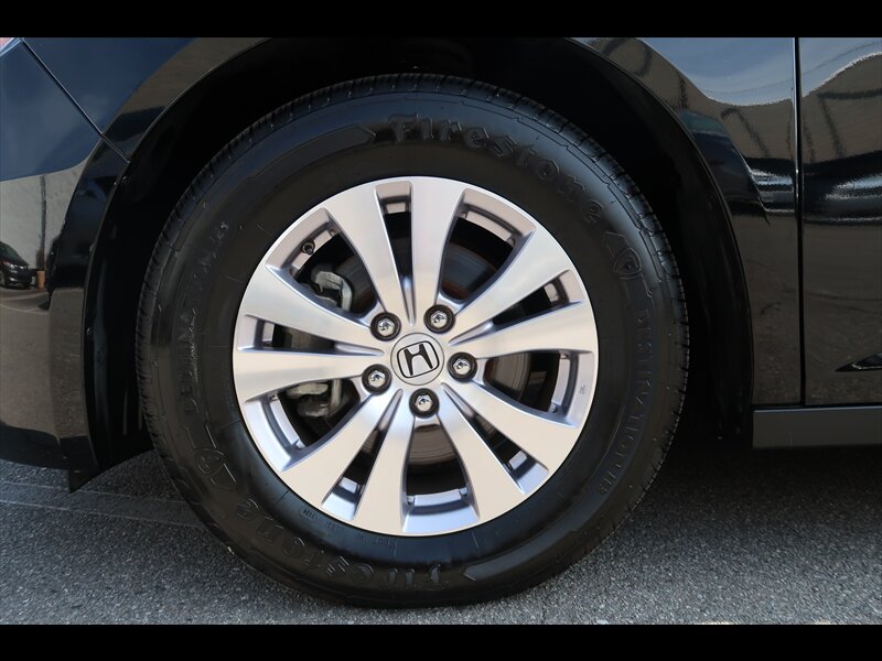 2014 Honda Odyssey EX photo 25
