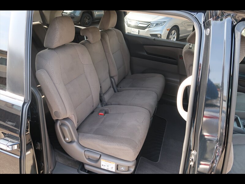 2014 Honda Odyssey EX photo 16