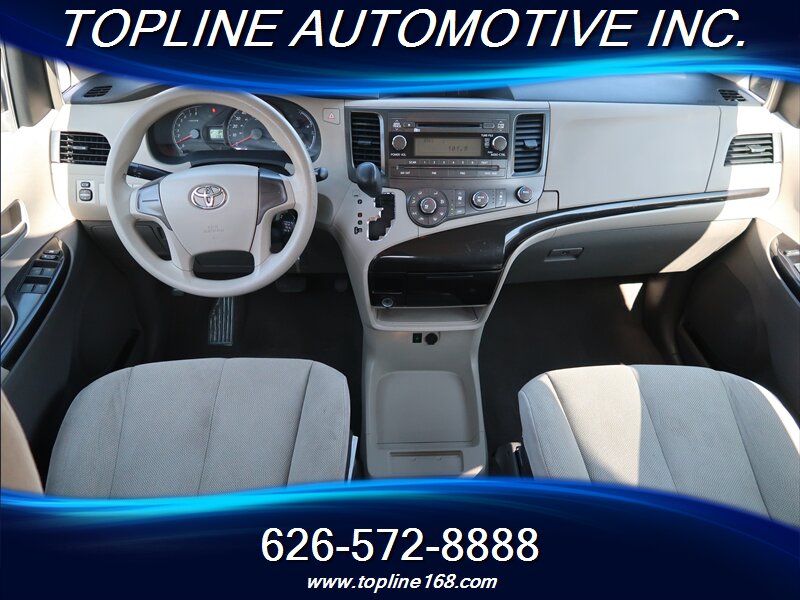 2011 Toyota Sienna Base 7-Passenger  