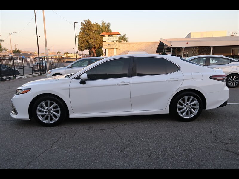 2022 Toyota Camry LE  