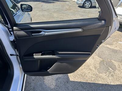 2016 Ford Fusion SE   - Photo 17 - Stanton, CA 90680