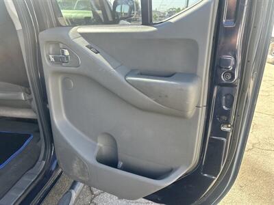 2007 Nissan Frontier SE   - Photo 16 - Long Beach, CA 90805