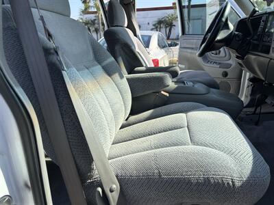 1995 Chevrolet K3500 Silverado 4dr K3500 Silverado   - Photo 16 - Stanton, CA 90680