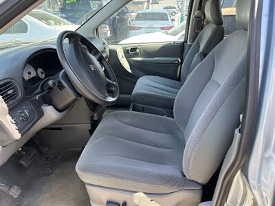 2005 Dodge Grand Caravan SE   - Photo 6 - Long Beach, CA 90805