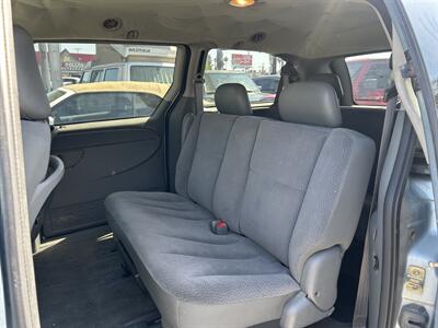 2005 Dodge Grand Caravan SE   - Photo 7 - Long Beach, CA 90805