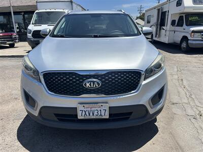 2017 Kia Sorento LX - Photo 2 - Stanton, CA 90680