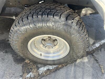 1989 Ford F-150 XLT Lariat 4x4 - Photo 8 - Stanton, CA 90680