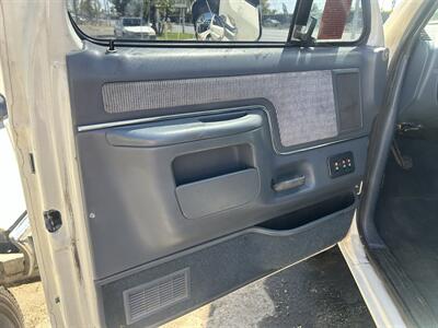 1989 Ford F-150 XLT Lariat 4x4 - Photo 11 - Stanton, CA 90680