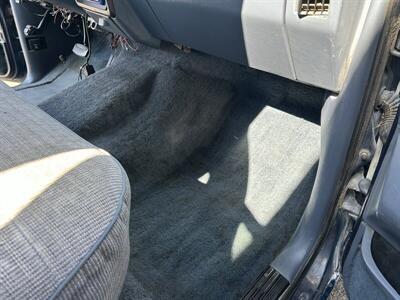 1990 Ford F-350 XLT Lariat - Photo 11 - Stanton, CA 90680