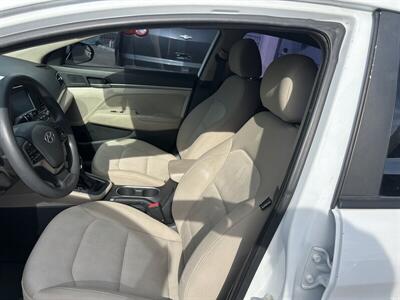 2017 Hyundai ELANTRA SE   - Photo 8 - Long Beach, CA 90805