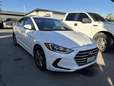 2017 Hyundai ELANTRA SE   - Photo 1 - Long Beach, CA 90805