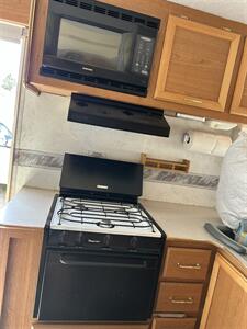 2000 TIOGA 24D RV   - Photo 12 - Stanton, CA 90680