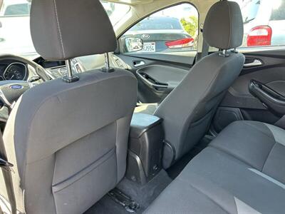 2014 Ford Focus SE   - Photo 14 - Long Beach, CA 90805