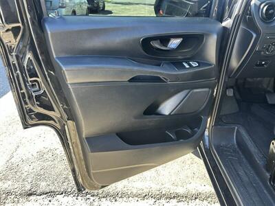 2020 Mercedes-Benz Metris Passenger   - Photo 15 - Stanton, CA 90680