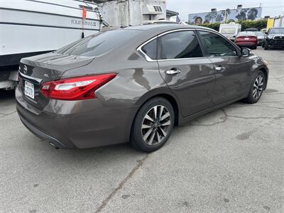 2017 Nissan Altima 2.5 SL   - Photo 6 - Long Beach, CA 90805