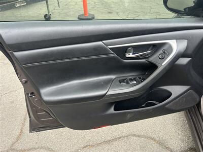 2017 Nissan Altima 2.5 SL   - Photo 10 - Long Beach, CA 90805