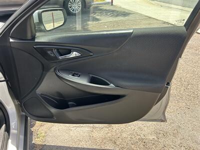 2020 Chevrolet Malibu LT   - Photo 15 - Stanton, CA 90680