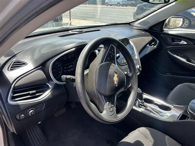 2020 Chevrolet Malibu LT   - Photo 8 - Stanton, CA 90680