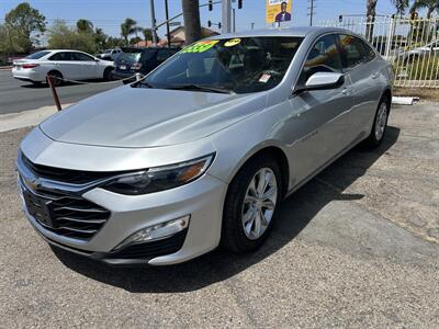 2020 Chevrolet Malibu LT   - Photo 2 - Stanton, CA 90680