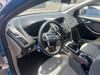 2014 Ford Focus SE   - Photo 2 - Stanton, CA 90680