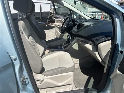 2014 Ford C-MAX Hybrid SE   - Photo 15 - Long Beach, CA 90805
