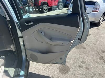 2014 Ford C-MAX Hybrid SE   - Photo 12 - Stanton, CA 90680