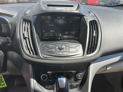 2014 Ford C-MAX Hybrid SE   - Photo 9 - Long Beach, CA 90805