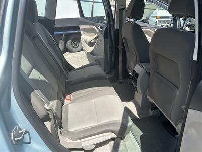 2014 Ford C-MAX Hybrid SE   - Photo 16 - Long Beach, CA 90805